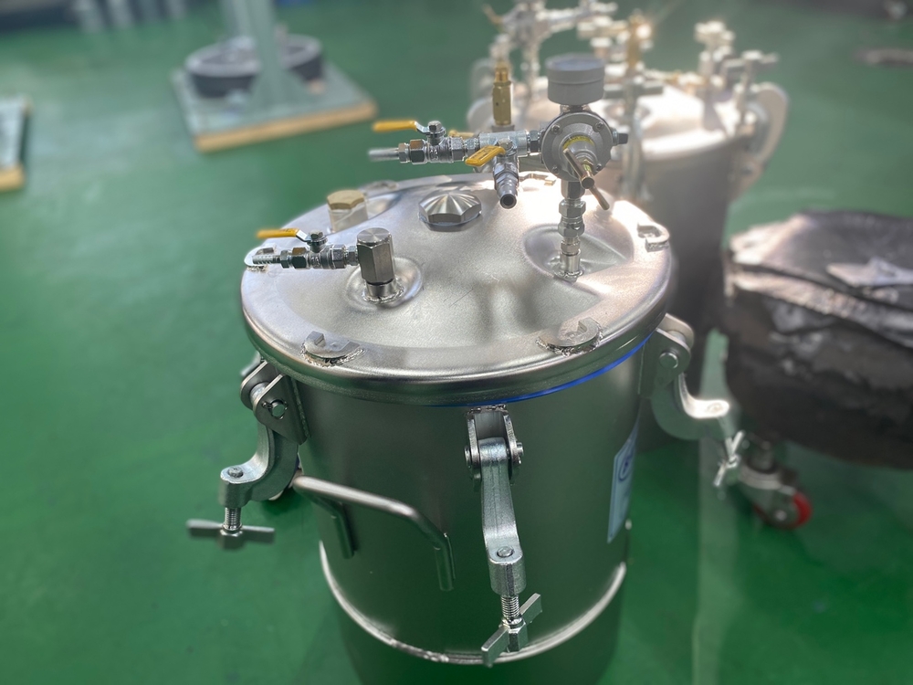 SUS TANK FOR PAINT STORAGE, PAINTING CIRCULATION SYSTEM